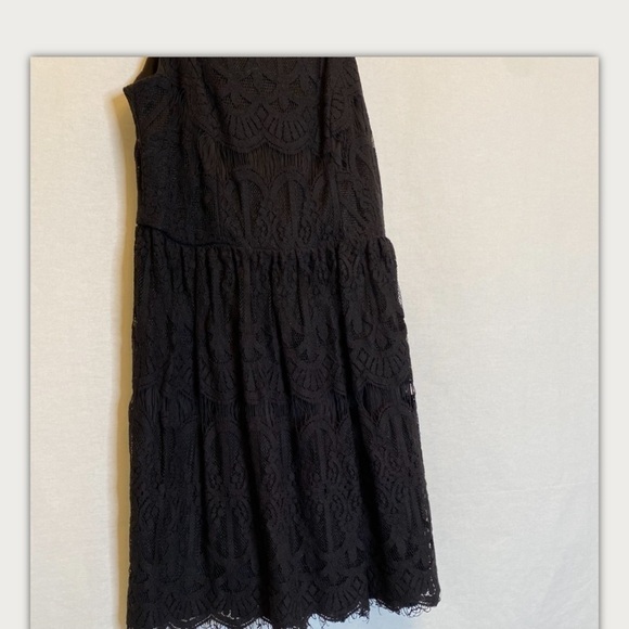 THREE PINK HEARTS Dressy Lace Dress Size Medium Black - Picture 6 of 8